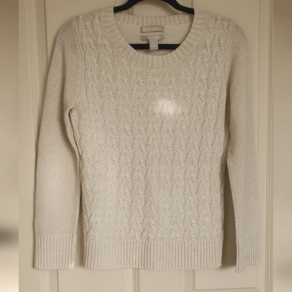 EUC Banana Republic Cable Knit Sweater